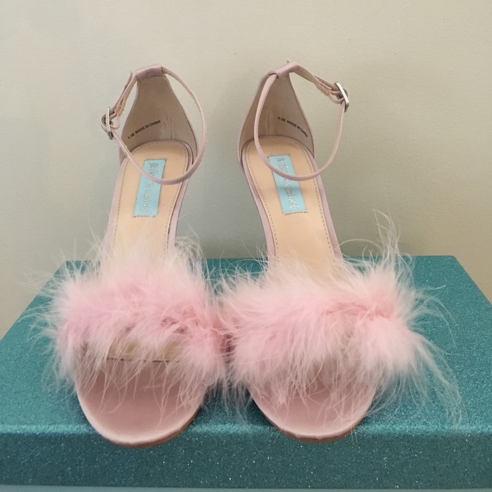 Sexy Betsy Johnson Furry Dress Sandals